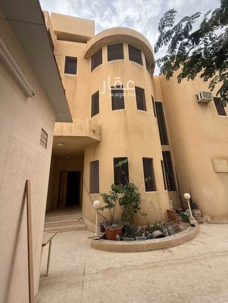 فيلا للإيجار في شارع عالية, حي المروج, مدينة الرياض, منطقة الرياض صورة 3