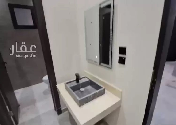 فيلا للبيع في شارع رحمه الله السندي, حي عكاظ, مدينة الرياض, منطقة الرياض صورة 4