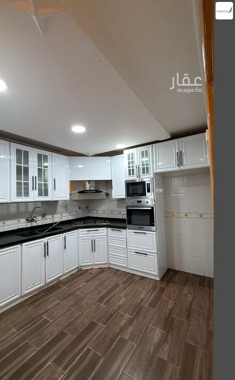 فيلا للبيع في شارع القعقاع البكري, حي الصفاء, مدينة بريده, منطقة القصيم صورة 4