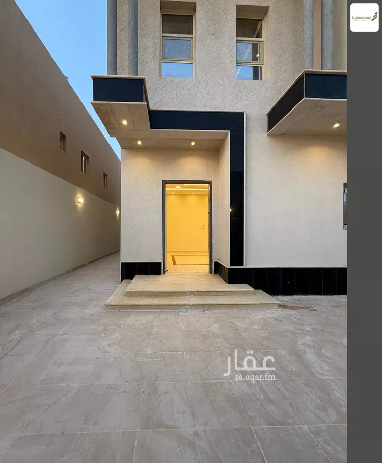 فيلا للبيع في شارع محرز بن سلمه, حي الفلاح, مدينة بريده, منطقة القصيم صورة 3