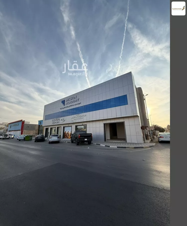 محل للبيع في شارع الملك عبدالله, حي الصفراء, مدينة بريدة, منطقة القصيم صورة 2