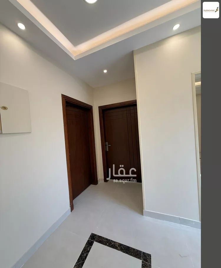 فيلا للبيع في شارع لبابة البغدادية, حي الفلاح, مدينة بريده, منطقة القصيم صورة 2
