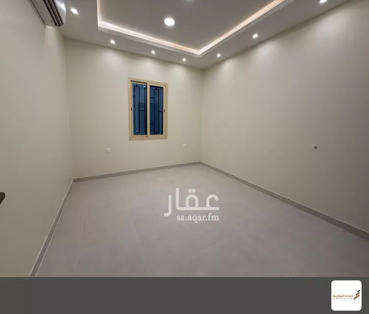 فيلا للبيع في شارع لبابة البغدادية, حي الفلاح, مدينة بريده, منطقة القصيم صورة 4