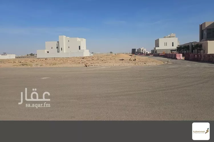 أرض للبيع في حي ضارج, مدينة بريده, منطقة القصيم صورة 2