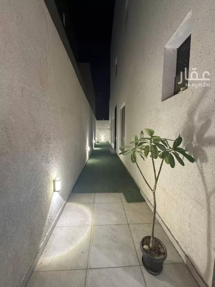 فيلا للبيع في شارع حاجب بن بريدة, حي المعيزيلة, مدينة الرياض, منطقة الرياض 14