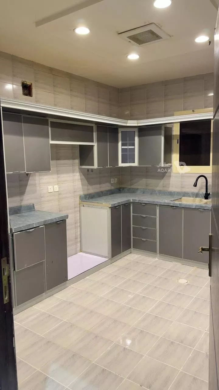 Apartment for Rent in Riyadh Al Maizilah صورة 3