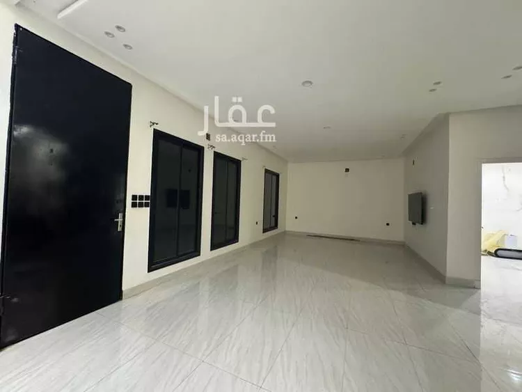فيلا للبيع في شارع حاجب بن بريدة, حي المعيزيلة, مدينة الرياض, منطقة الرياض 8