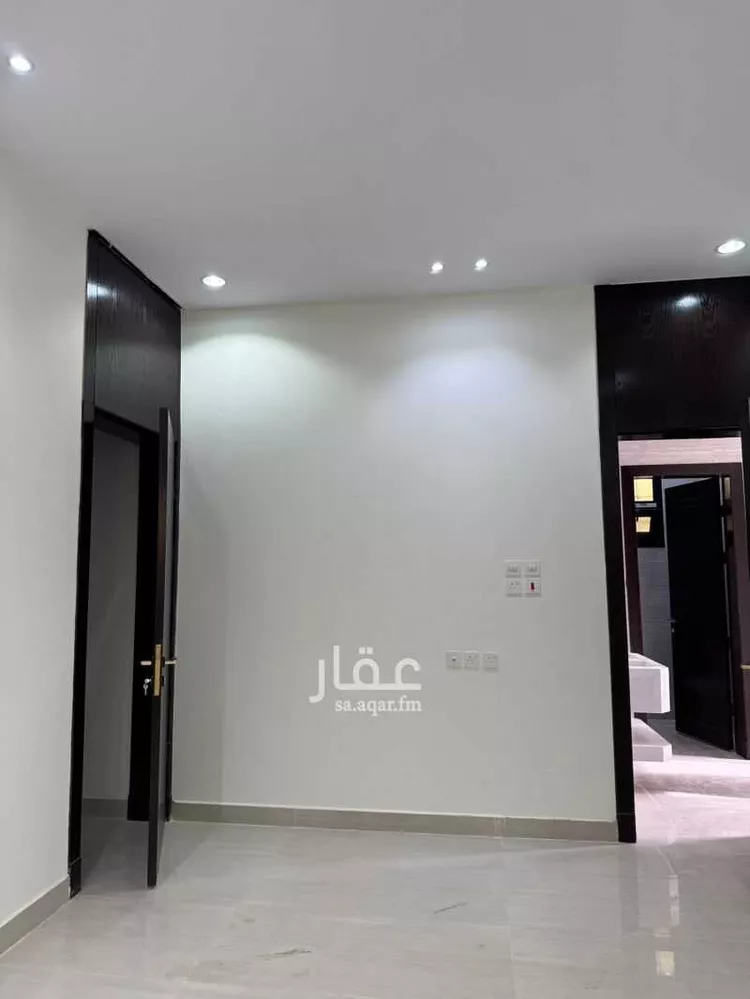 عمارة للبيع في حي الجنادرية ، الرياض ، منطقة الرياض صورة 3