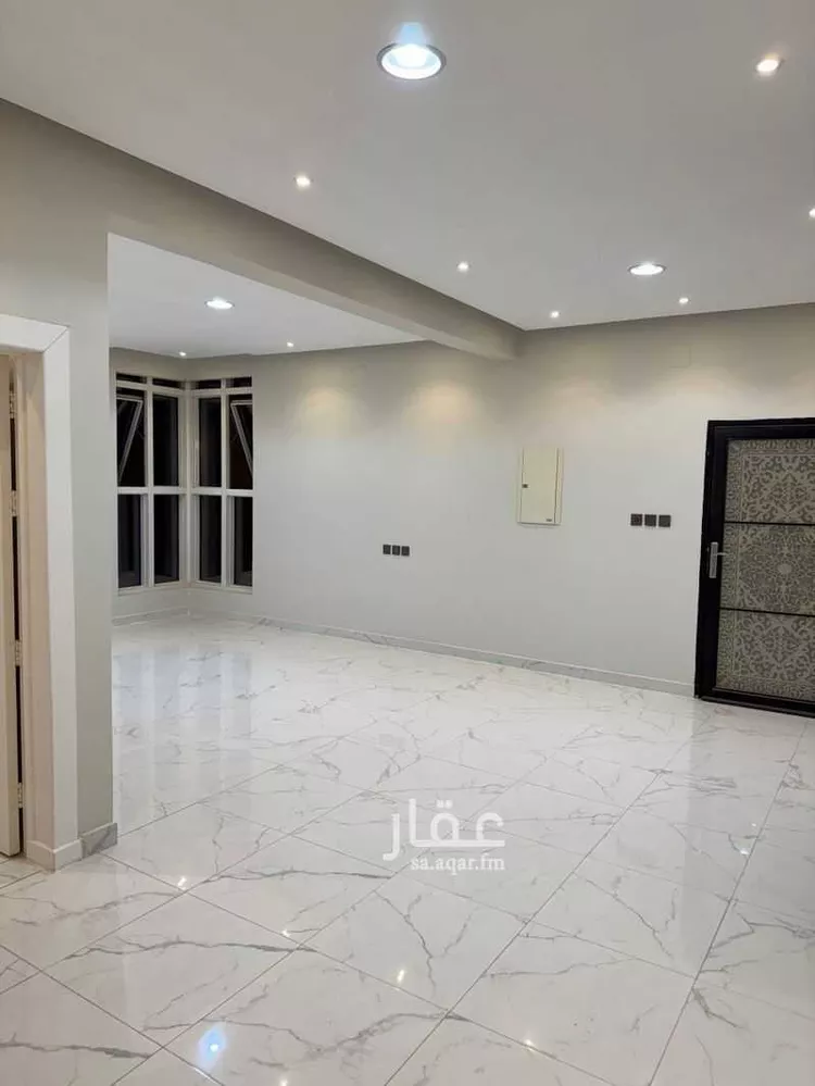 فيلا للبيع في شارع المنار, حي المنار, مدينة عنيزة, منطقة القصيم صورة 2