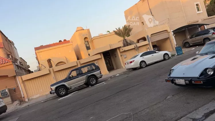 دور للبيع في شارع الرمال, حي الدوحة الشمالية, مدينة الظهران, المنطقة الشرقية