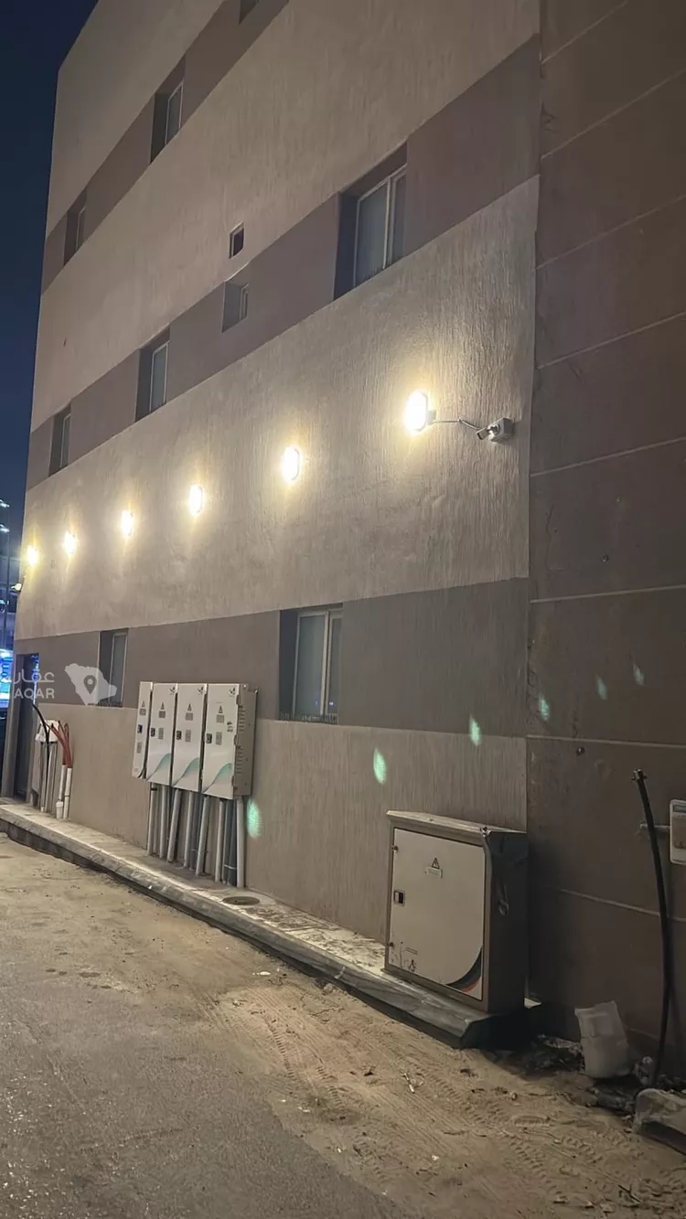 Building for Rent in Dammam Al Adamah 2
