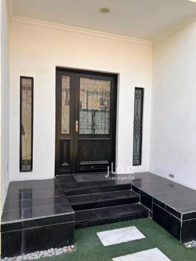 فيلا للبيع في شارع سمرة الفزارى, حي الفرسان, مدينة الدمام, المنطقة الشرقية صورة 2