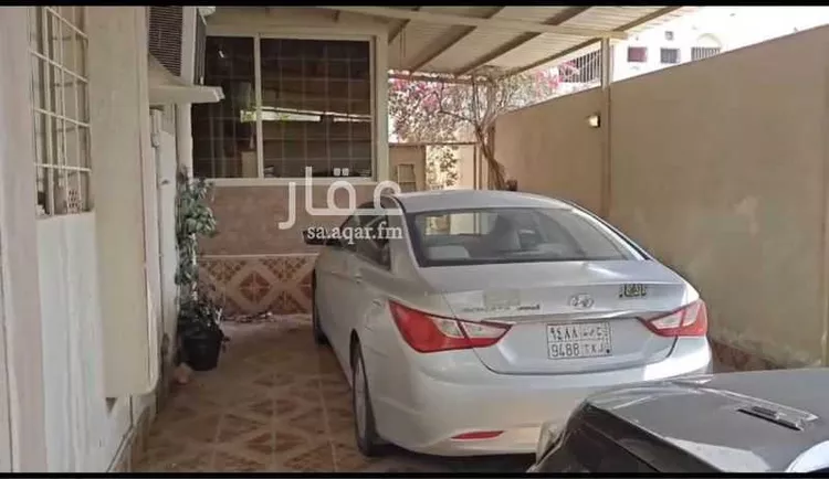 فيلا للبيع في شارع عبدالرحمن الاوزاعي, حي بدر, مدينة الدمام, المنطقة الشرقية صورة 3