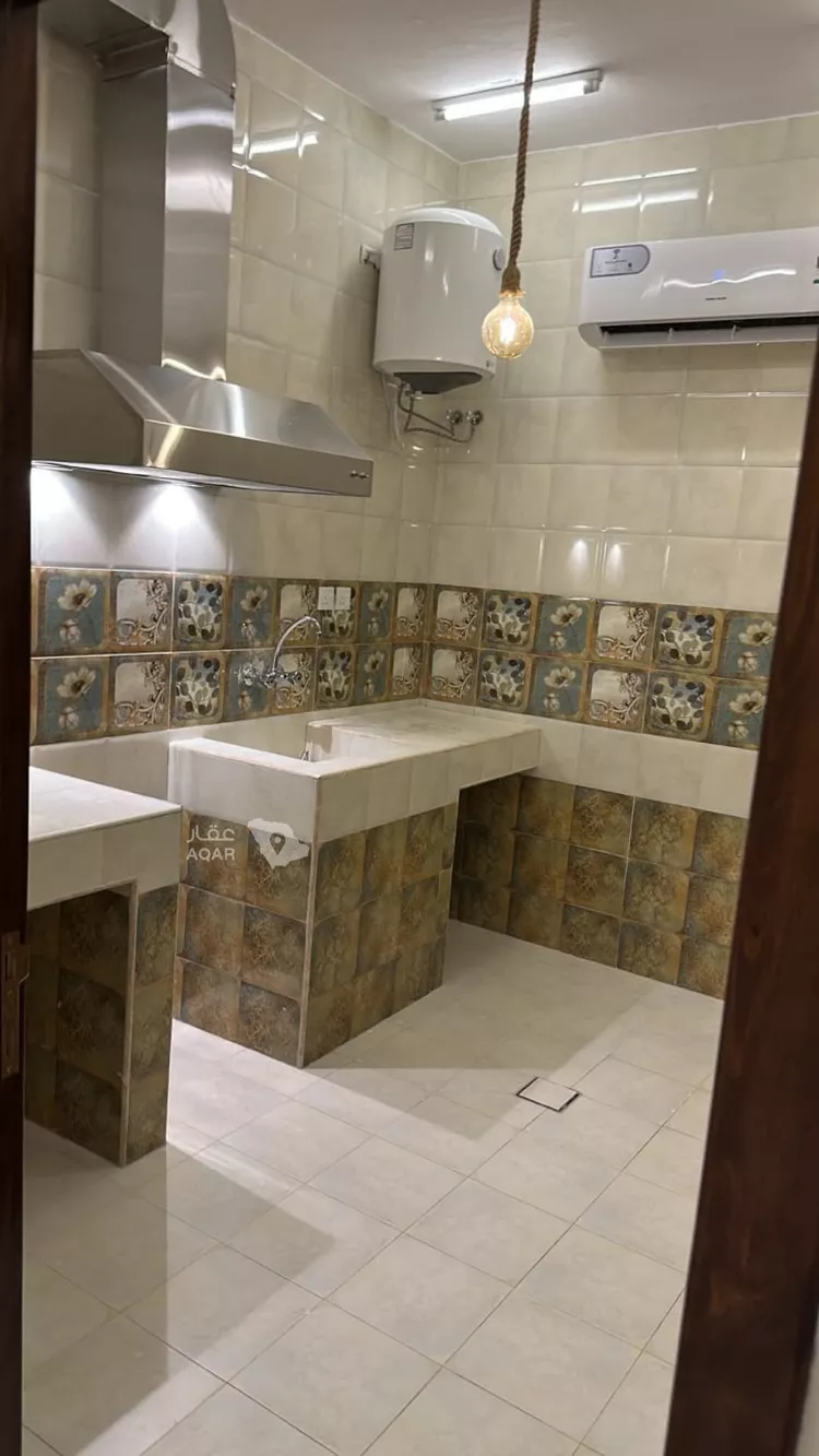 Building for Rent in Dammam Al Adamah 4