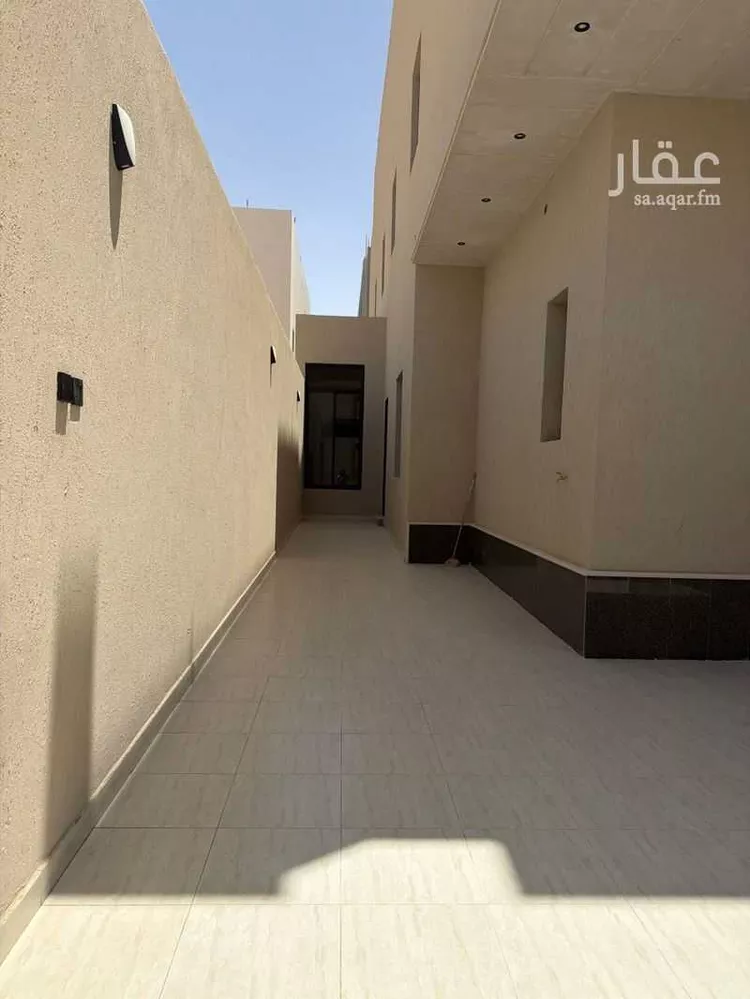 دور للبيع في شارع يعلى بن شبيب, حي البيان, مدينة الرياض, منطقة الرياض صورة 2
