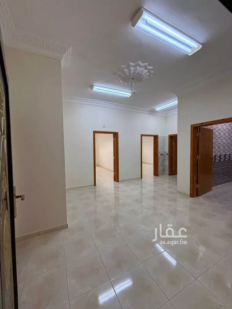 شقة للإيجار في شارع بالحكم, حي المصائف, مدينة المندق, منطقة الباحة 6
