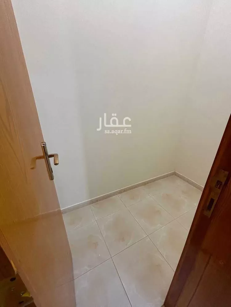 شقة للإيجار في شارع بالحكم, حي المصائف, مدينة المندق, منطقة الباحة 13