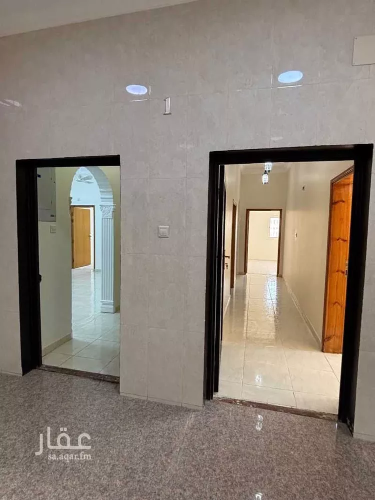 شقة للإيجار في شارع بالحكم, حي المصائف, مدينة المندق, منطقة الباحة