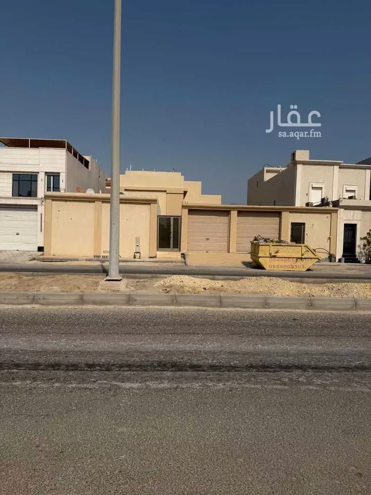 فيلا للبيع في شارع خميس مشيط, حي الصواري, مدينة الخبر, المنطقة الشرقية