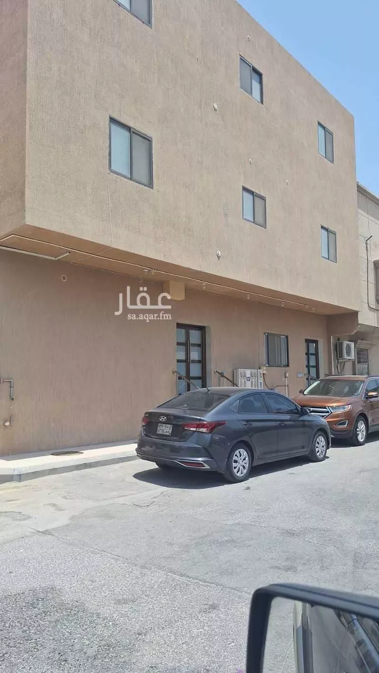 Building for Sale in Saihat At Tif