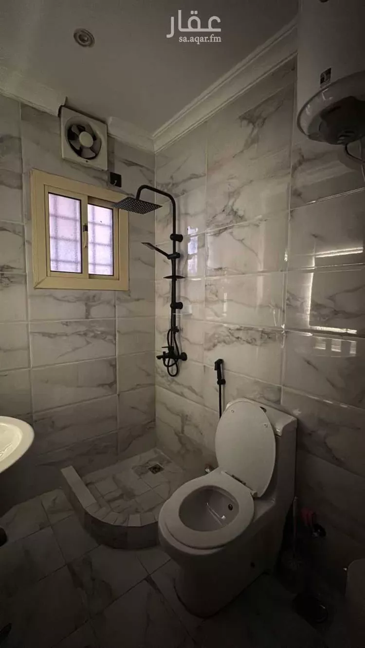 شقة للإيجار في شارع عباس الحلواني ، حي الروضة ، جدة ، جدة