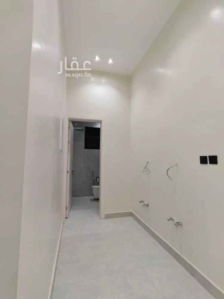 دور للبيع في شارع إبراهيم بن حسين, حي الرمال, مدينة الرياض, منطقة الرياض صورة 3