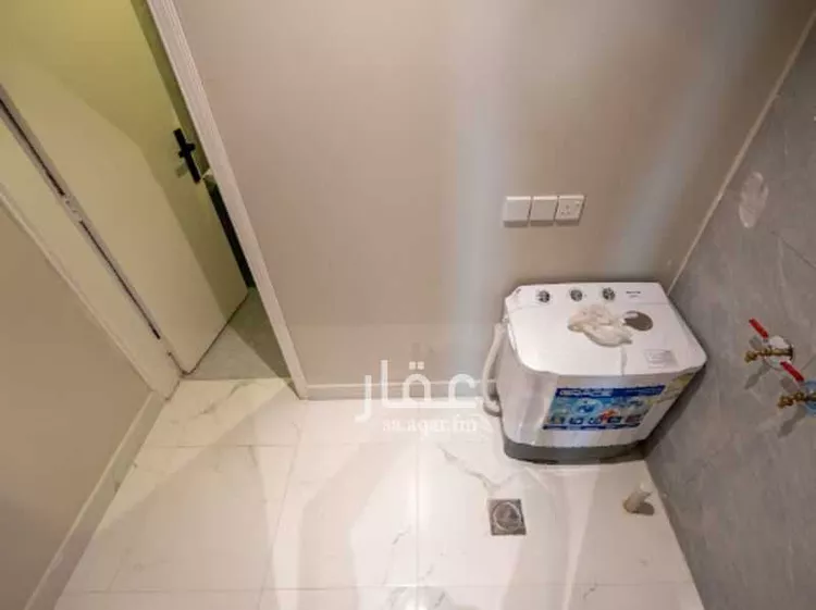 شقة للإيجار في شارع الملك فهد الفرعي, حي النموذجية, مدينة الرياض, منطقة الرياض صورة 5