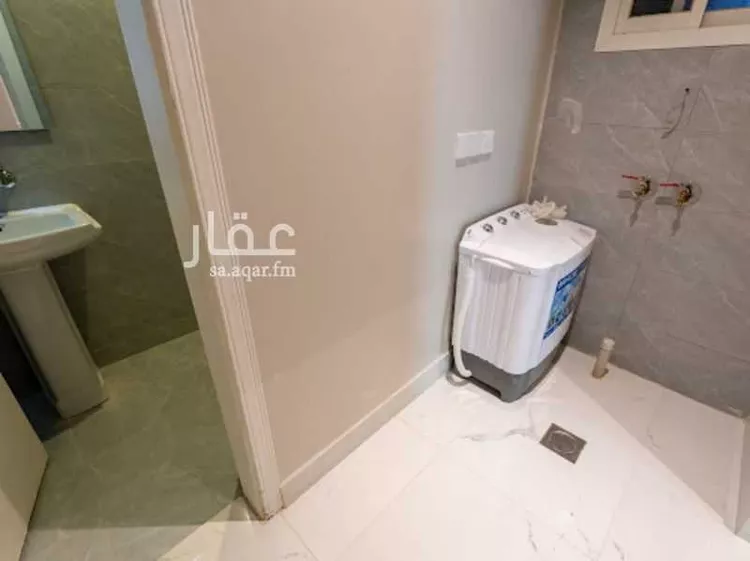 شقة للإيجار في شارع الملك فهد الفرعي, حي النموذجية, مدينة الرياض, منطقة الرياض 12