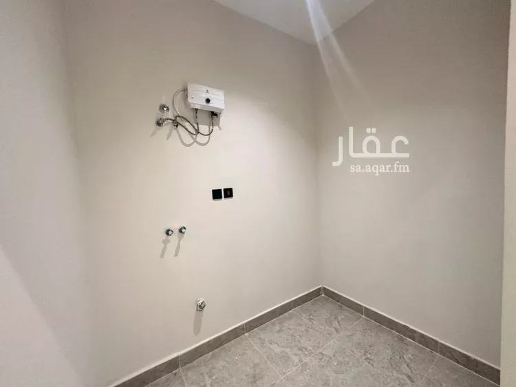 شقة للبيع في شارع ابن سرين, حي الروضة, مدينة الدمام, المنطقة الشرقية صورة 3