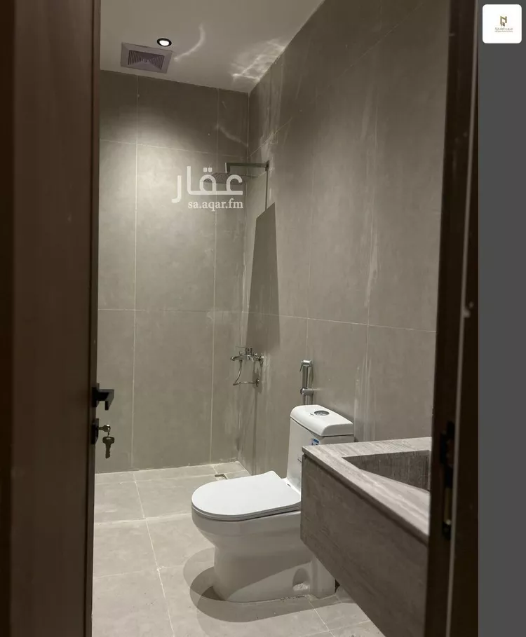 شقة للبيع في شارع ابو عبيدة عامر بن الجراح, حي الشعلة, مدينة الدمام, المنطقة الشرقية 7