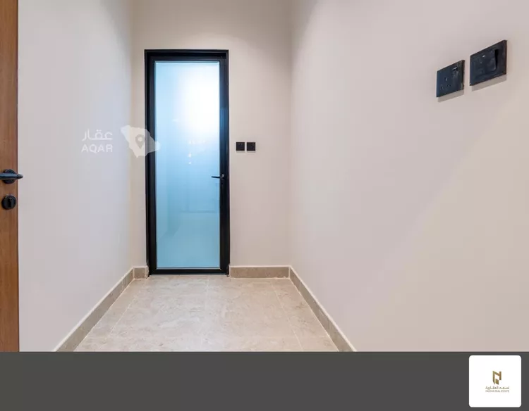 شقة للبيع في شارع الظهران الجبيل السريع, حي الروضة, مدينة الدمام, المنطقة الشرقية صورة 2