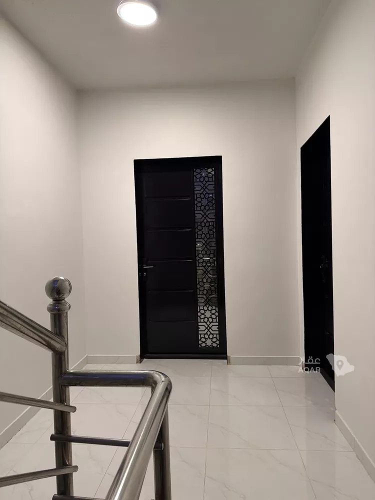 Floor for Rent in Riyadh Uhud 3