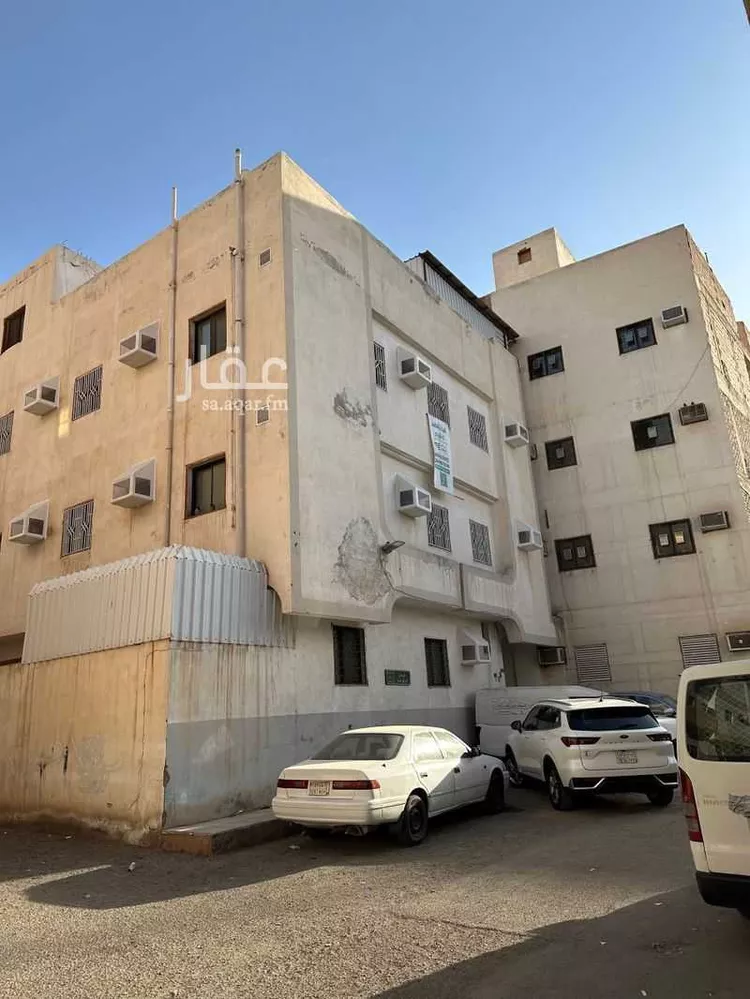 عمارة للبيع في شارع ابن ابي حرم ، حي بني معاوية ، المدينة المنورة ، منطقة المدينة المنورة