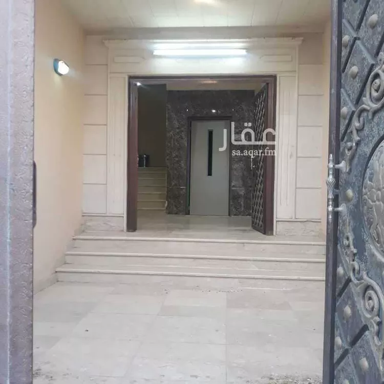 فيلا للبيع في شارع وديعه بن عمرو, حي وادي مذينب, مدينة المدينه المنوره, منطقة المدينة المنورة صورة 2