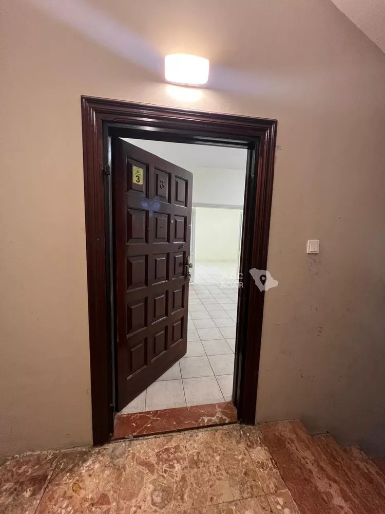 شقة للإيجار في شارع الفريق, حي العزيزية, مدينة جدة, منطقة مكة المكرمة 2