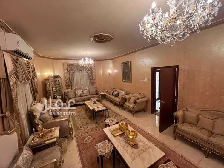 فيلا للبيع في شارع شارع الظهيرة, حي العوالي, مدينة مكه المكرمه, منطقة مكة المكرمة صورة 2