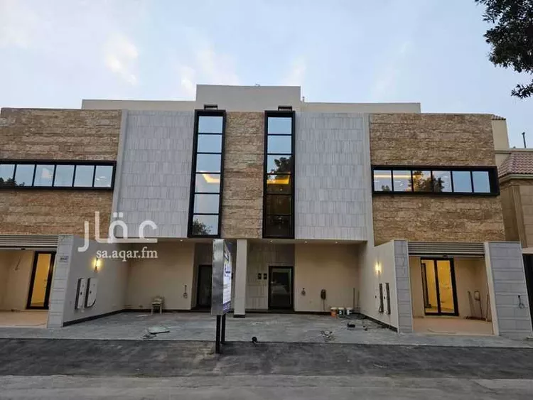 دور للبيع في شارع المجرا, حي الوادي, مدينة الرياض, منطقة الرياض 7
