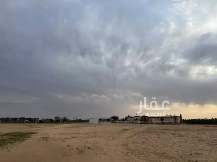 مزرعة للبيع في طريق القصيم الجبيل ، حرمة ، المجمعة صورة 4