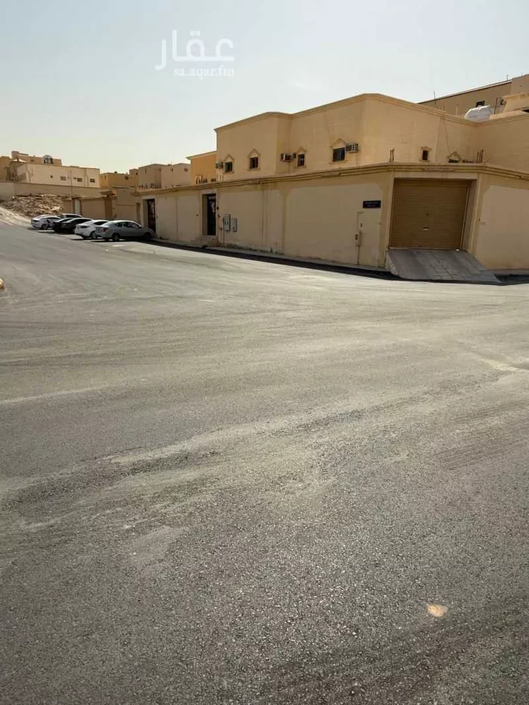 دور للإيجار في شارع عبدالرحمن بن قاسم, حي عكاظ, مدينة الرياض, منطقة الرياض صورة 5