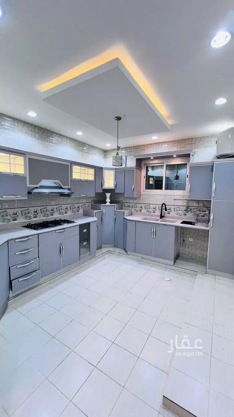 عمارة للإيجار في شارع الدائرة, حي الصفاء, مدينة تبوك, منطقة تبوك صورة 5
