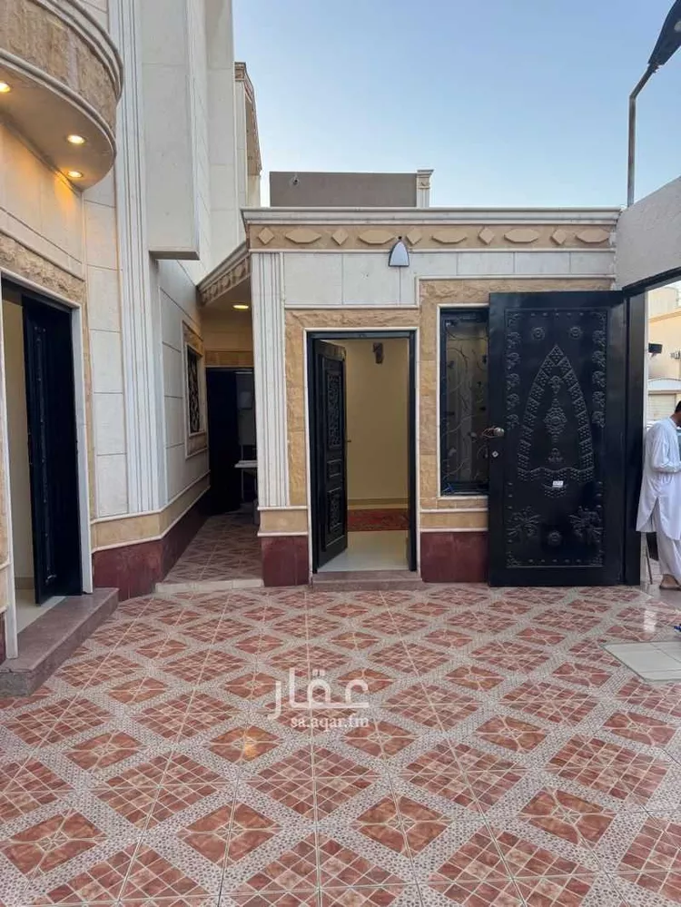 دور للبيع في شارع الطوي, حي إشبيلية, مدينة الرياض, منطقة الرياض صورة 3