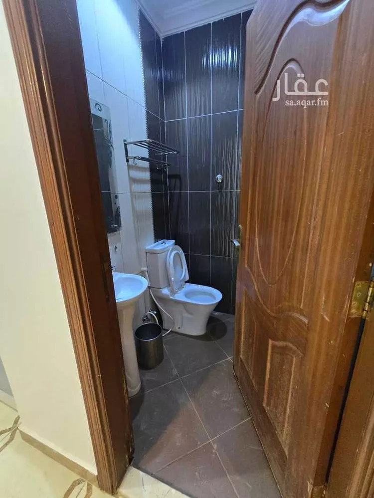 شقة للإيجار في شارع ماجد بن عبدالعزيز, حي الصفاء, مدينة جدة, منطقة مكة المكرمة 8
