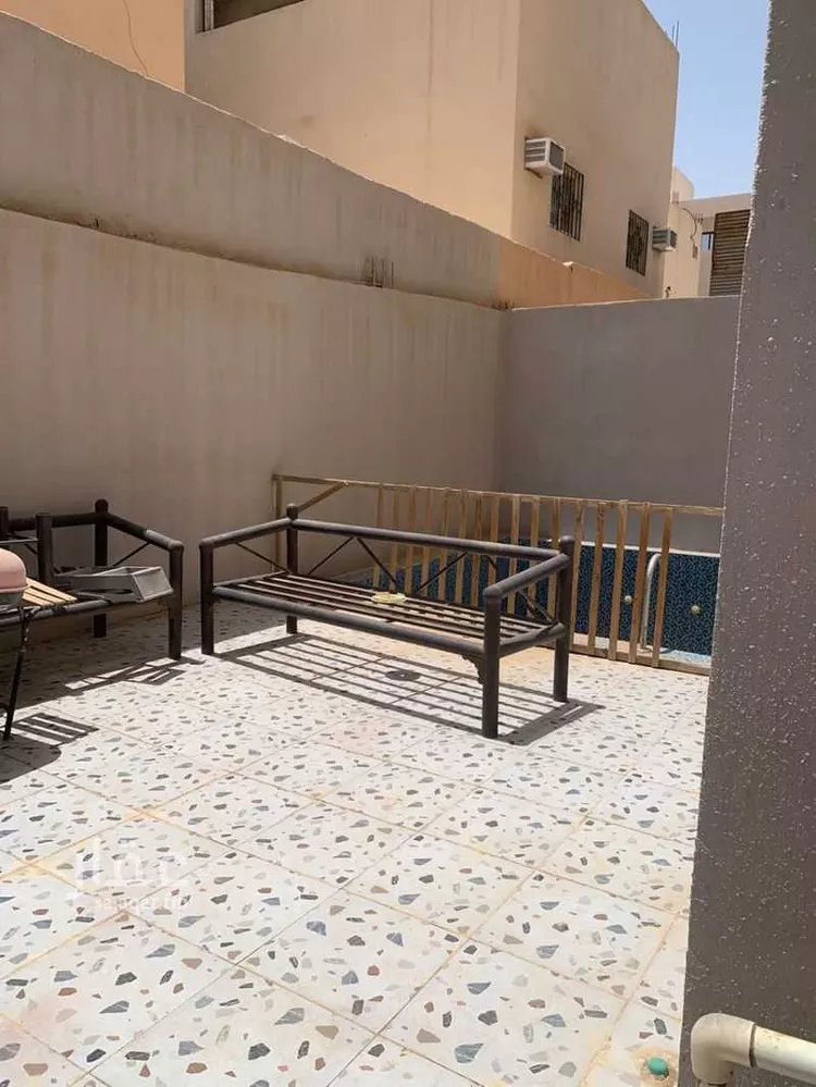 فيلا للبيع في شارع قطب الدين القسطلاني, حي عكاظ, مدينة الرياض, منطقة الرياض 8