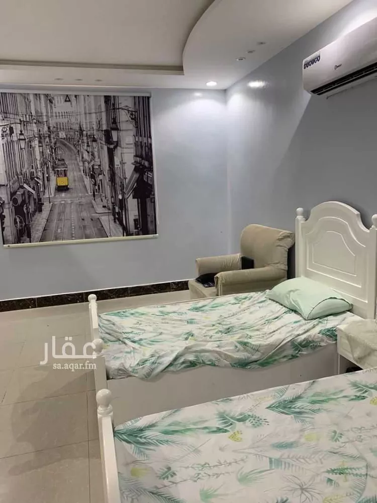 فيلا للبيع في شارع قطب الدين القسطلاني, حي عكاظ, مدينة الرياض, منطقة الرياض صورة 4