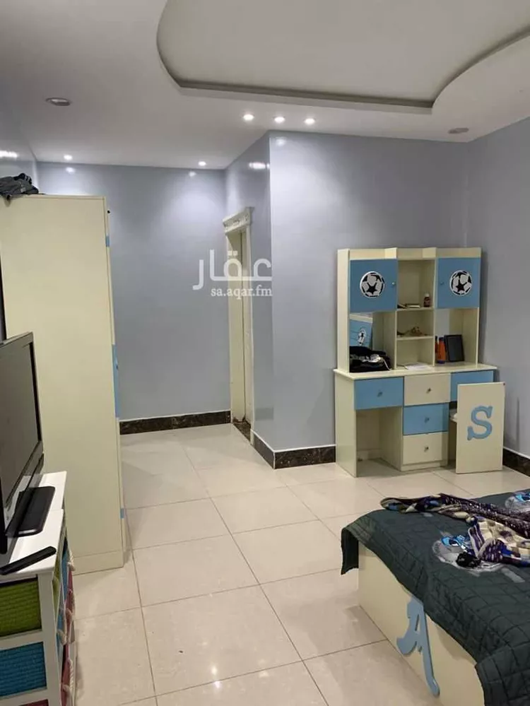 فيلا للبيع في شارع قطب الدين القسطلاني, حي عكاظ, مدينة الرياض, منطقة الرياض 9