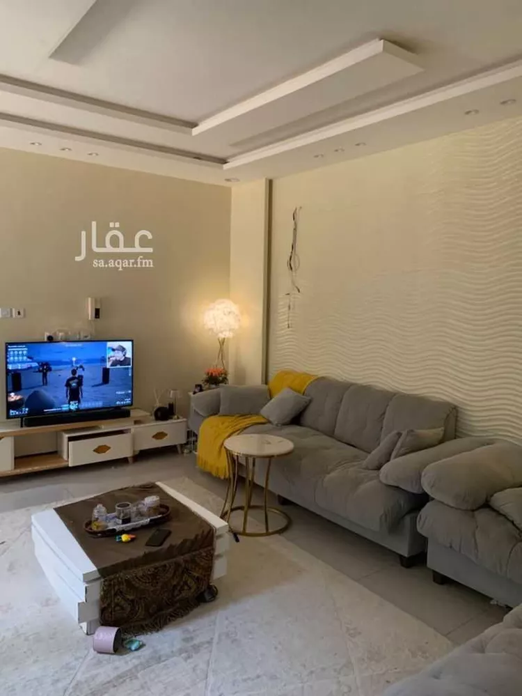 فيلا للبيع في شارع قطب الدين القسطلاني, حي عكاظ, مدينة الرياض, منطقة الرياض 7