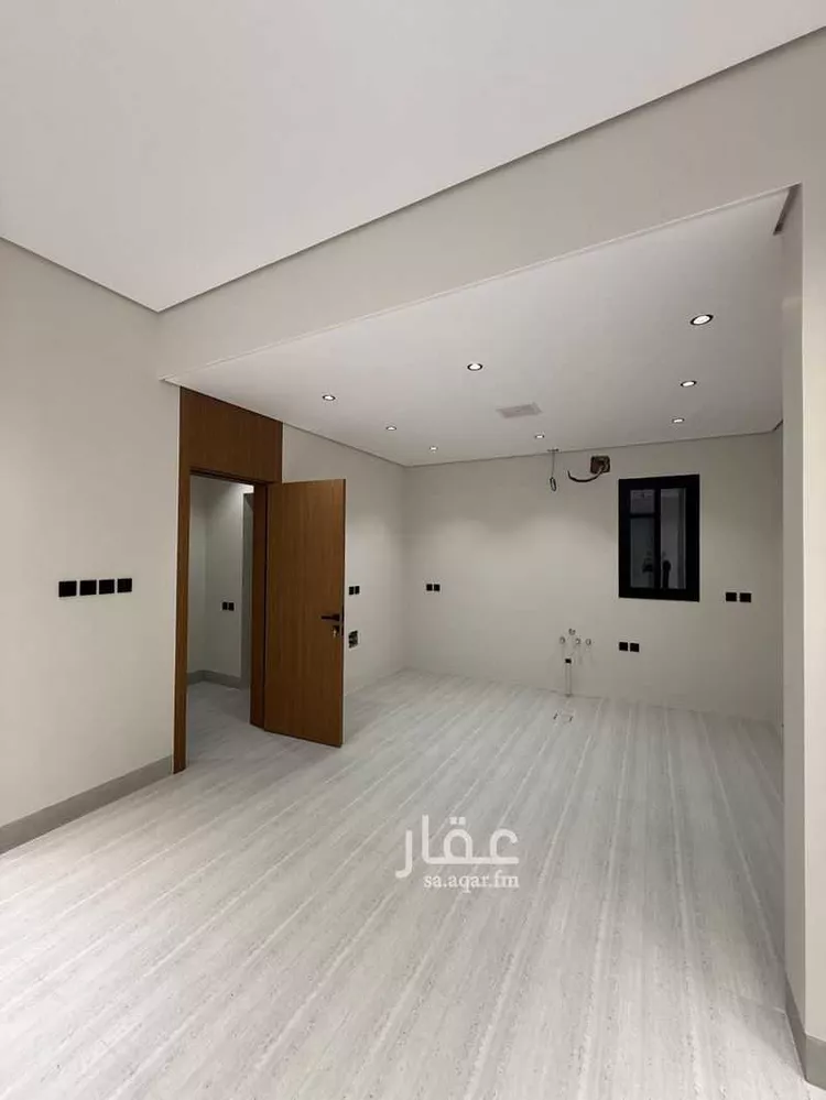 دور للبيع في شارع عمرو بن نعامة, حي الصفاء, مدينة الرياض, منطقة الرياض صورة 3