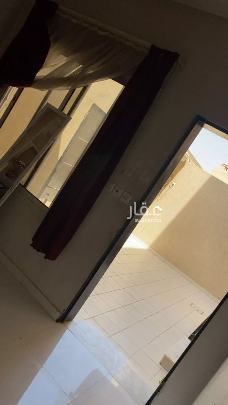 فيلا للبيع في شارع الدوائر, حي العزيزية, مدينة الرياض, منطقة الرياض