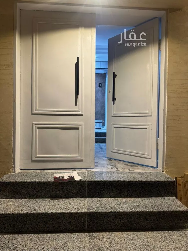 عمارة للبيع في شارع الردهة, حي اليمامة, مدينة الرياض, منطقة الرياض صورة 3