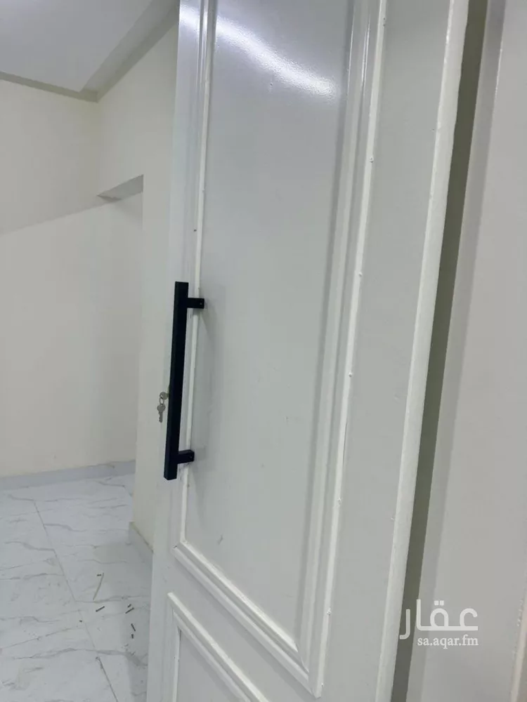 عمارة للبيع في شارع الردهة, حي اليمامة, مدينة الرياض, منطقة الرياض